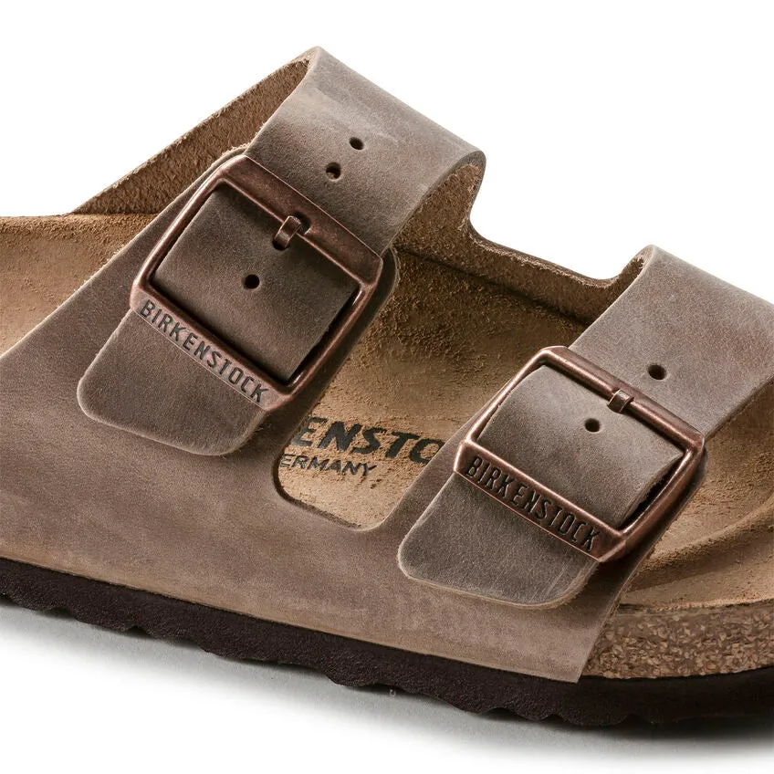 BIRKENSTOCK ARIZONA CLASSIC FOOTBED SANDAL - TOBACCO OILED LEATHER