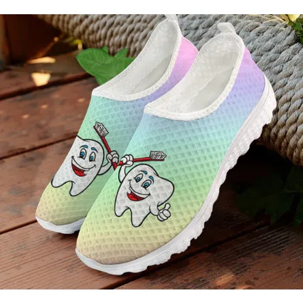 Women 3D Tooth Print Pattern Slip On Shoes